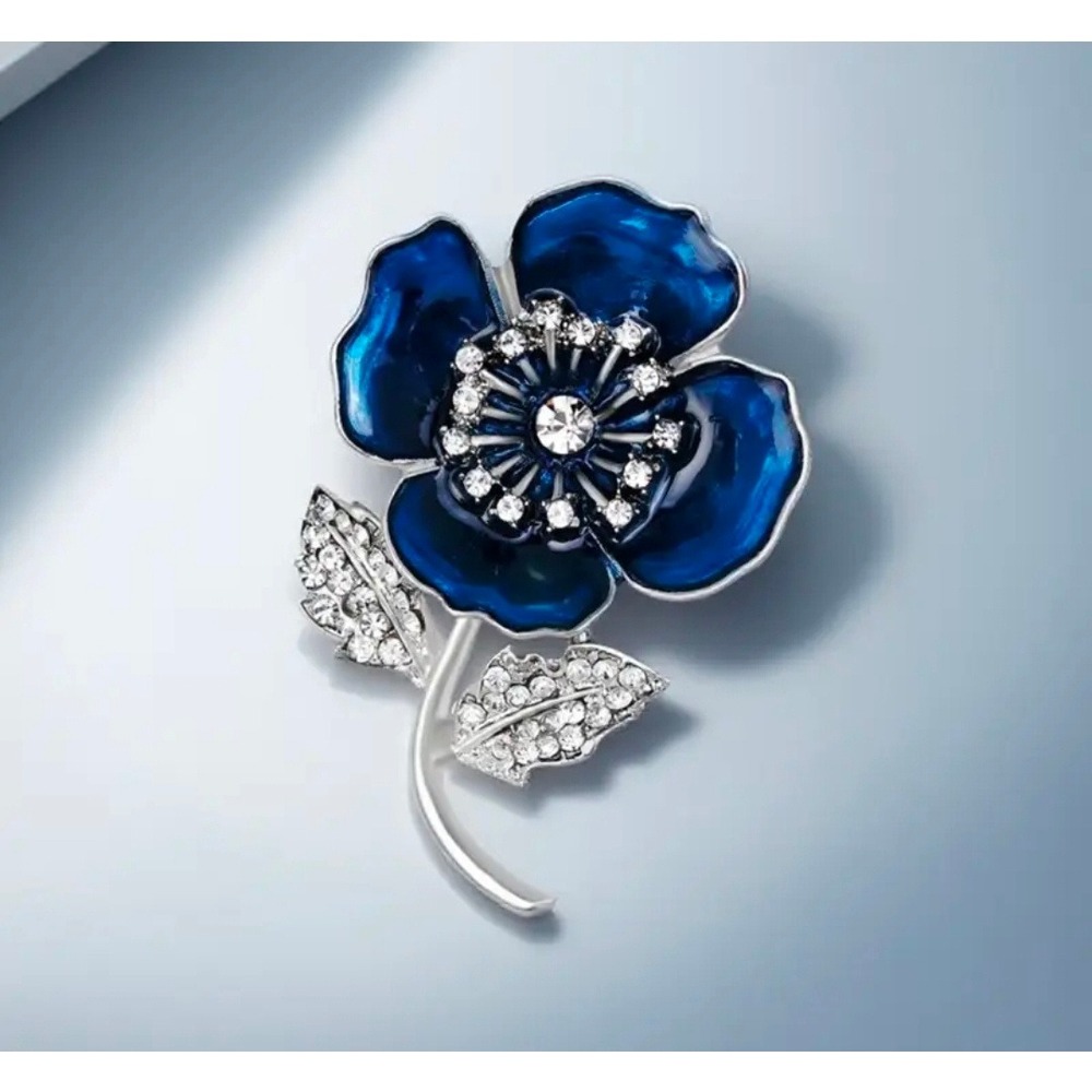 Sparkling Blue Flower Brooch Pin‎ with Rhinestones for Women